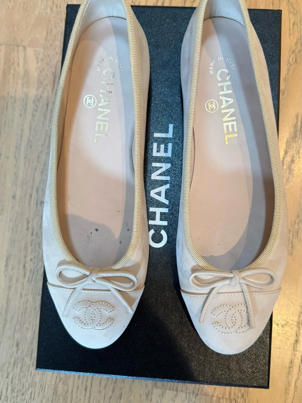 CHANEL Beige Quilted Leather Ballet Flats with Bow